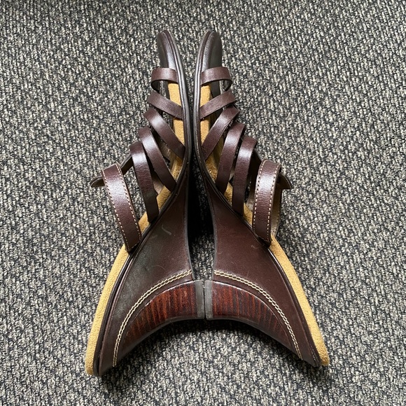 Naturalizer Brown Sandals - size 6.5 - Picture 9 of 10